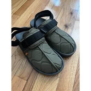 Size 10 - Reebok Beatnik Green quilted